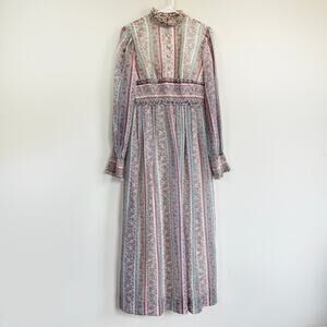 Vintage 1970 Cottagecore Victorian Maxi Dress Prairie Floral Smocked High Neck S